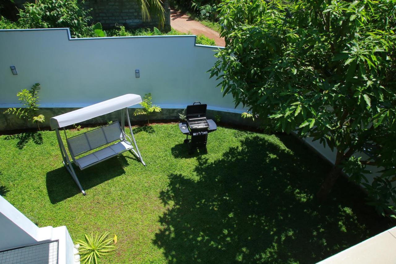 Aken Villa ฮิกคาดูวา ภายนอก รูปภาพ