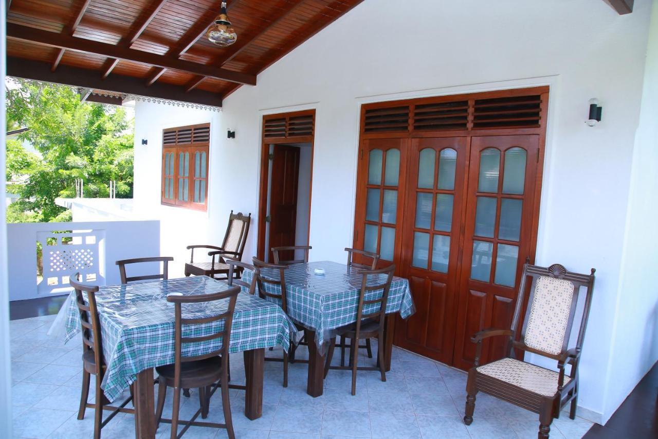 Aken Villa ฮิกคาดูวา ภายนอก รูปภาพ